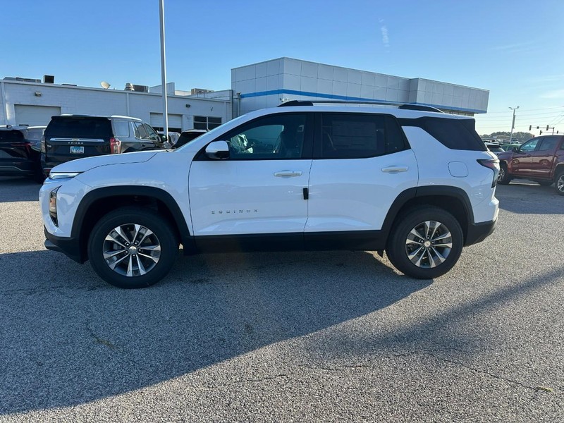Chevrolet Equinox Vehicle Full-screen Gallery Image 2