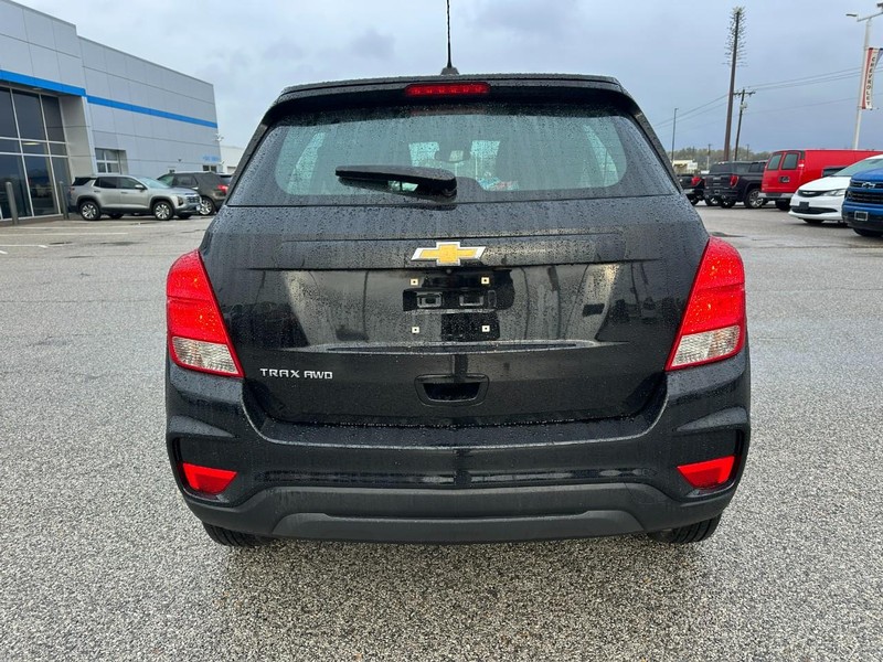 Chevrolet Trax Vehicle Full-screen Gallery Image 4