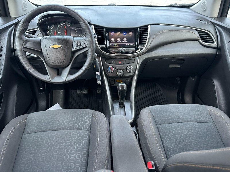 Chevrolet Trax Vehicle Full-screen Gallery Image 11