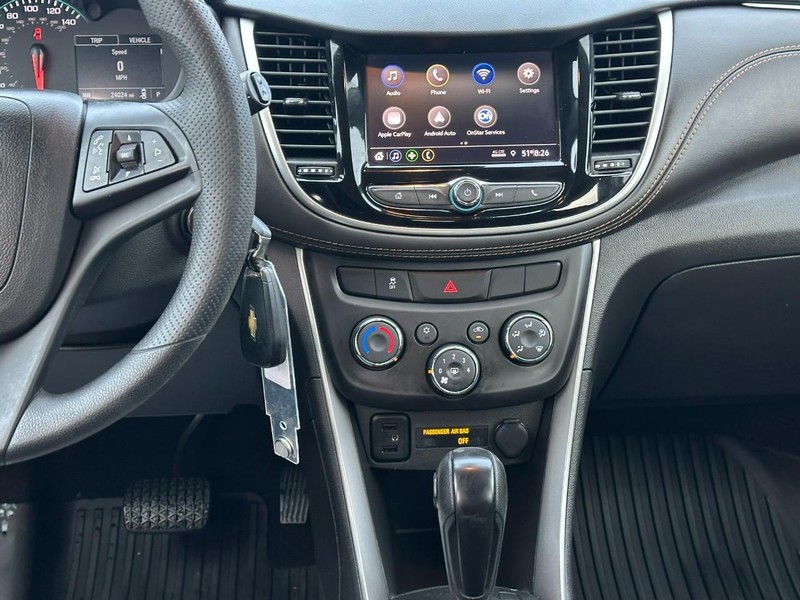 Chevrolet Trax Vehicle Full-screen Gallery Image 13