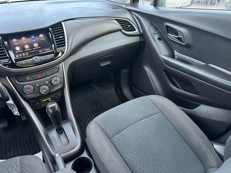 Chevrolet Trax Vehicle Full-screen Gallery Image 15