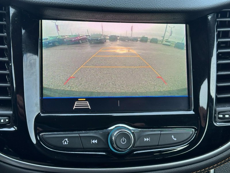 Chevrolet Trax Vehicle Full-screen Gallery Image 20