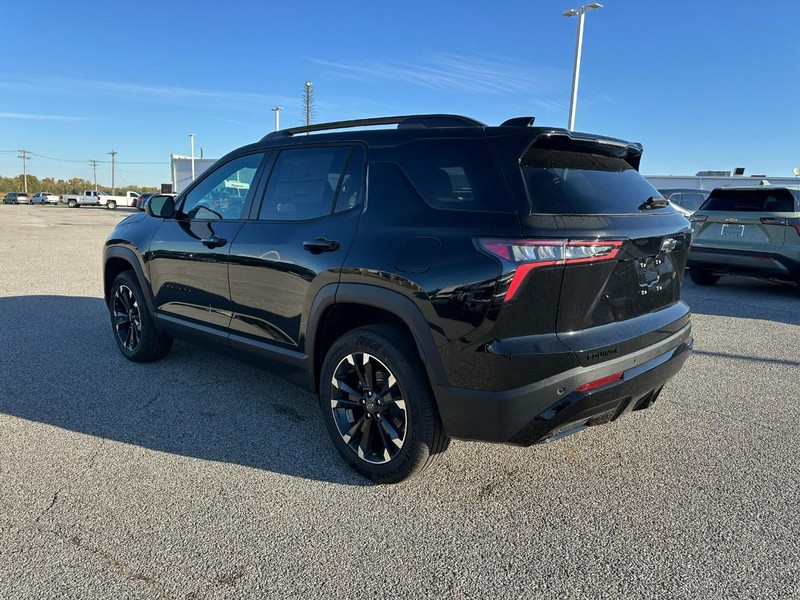 Chevrolet Equinox Vehicle Full-screen Gallery Image 3