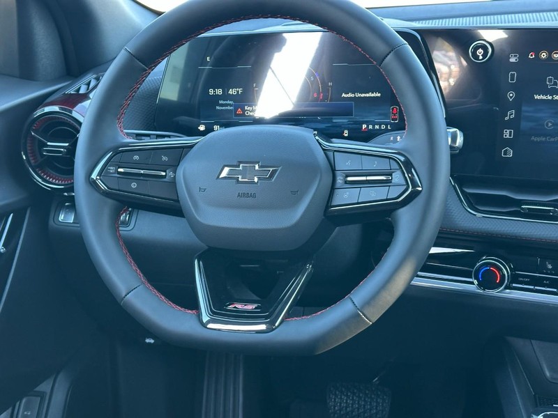 Chevrolet Equinox Vehicle Full-screen Gallery Image 6