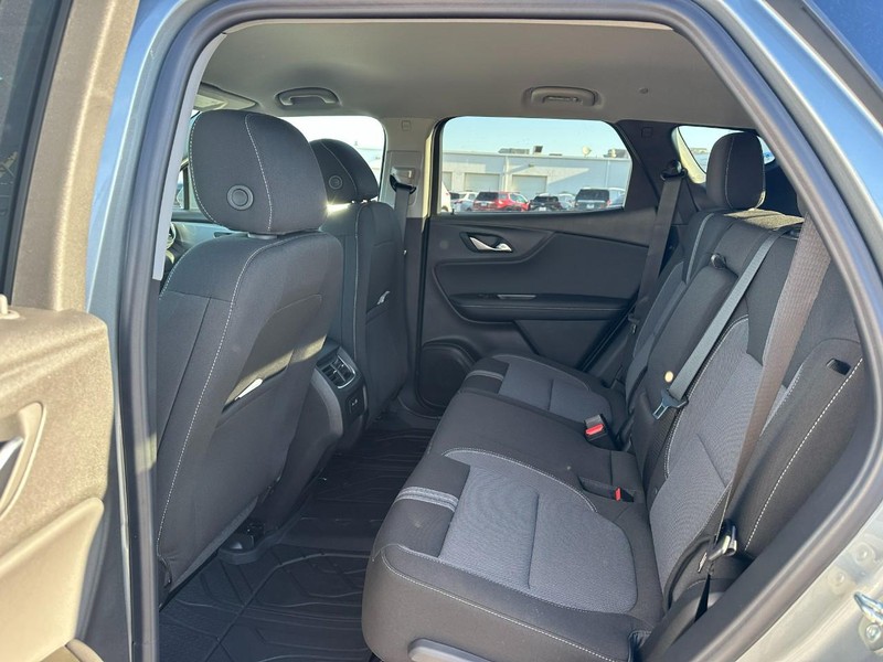 Chevrolet Blazer Vehicle Full-screen Gallery Image 4