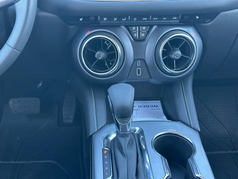 Chevrolet Blazer Vehicle Full-screen Gallery Image 8