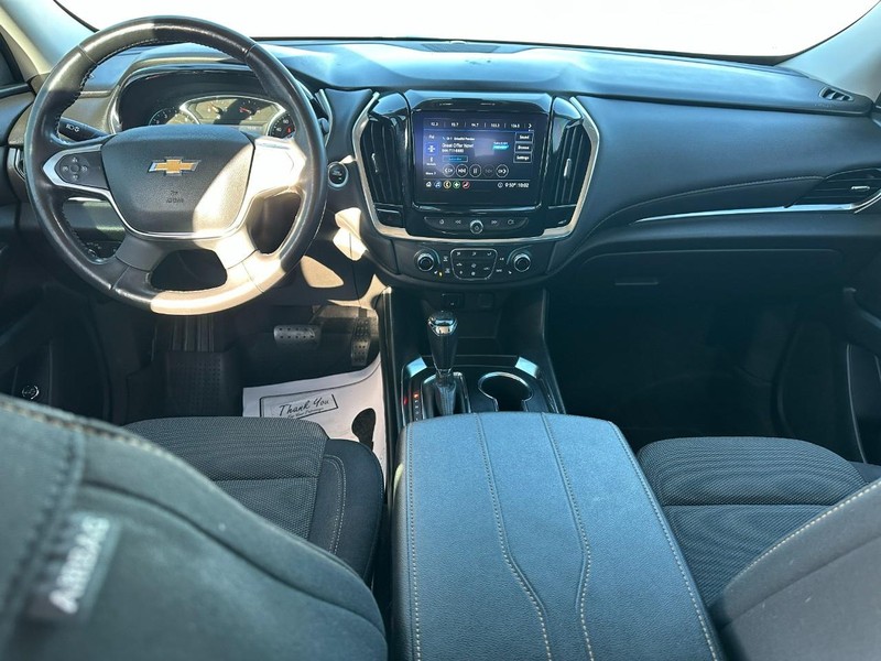 Chevrolet Traverse Vehicle Full-screen Gallery Image 13