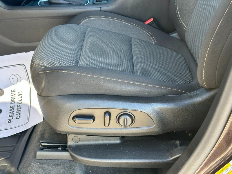 Chevrolet Traverse Vehicle Full-screen Gallery Image 19