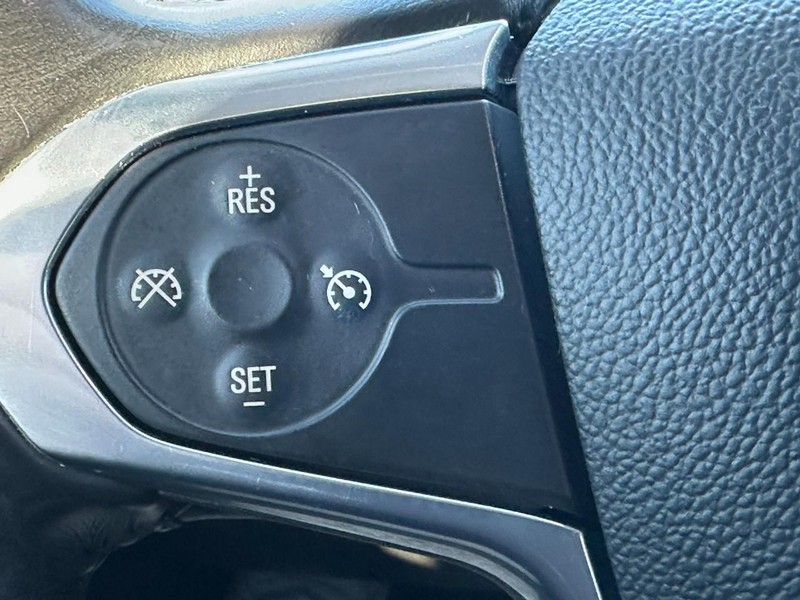 Chevrolet Traverse Vehicle Full-screen Gallery Image 20