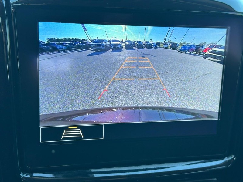 Chevrolet Traverse Vehicle Full-screen Gallery Image 24