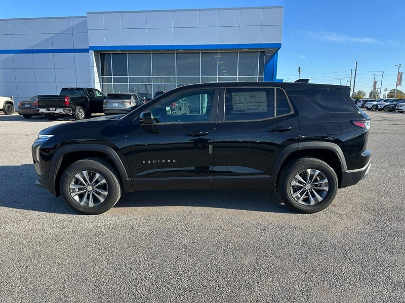 Chevrolet Equinox Vehicle Full-screen Gallery Image 2