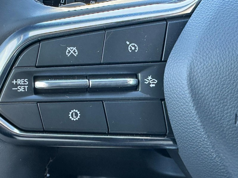 Chevrolet Equinox Vehicle Full-screen Gallery Image 11