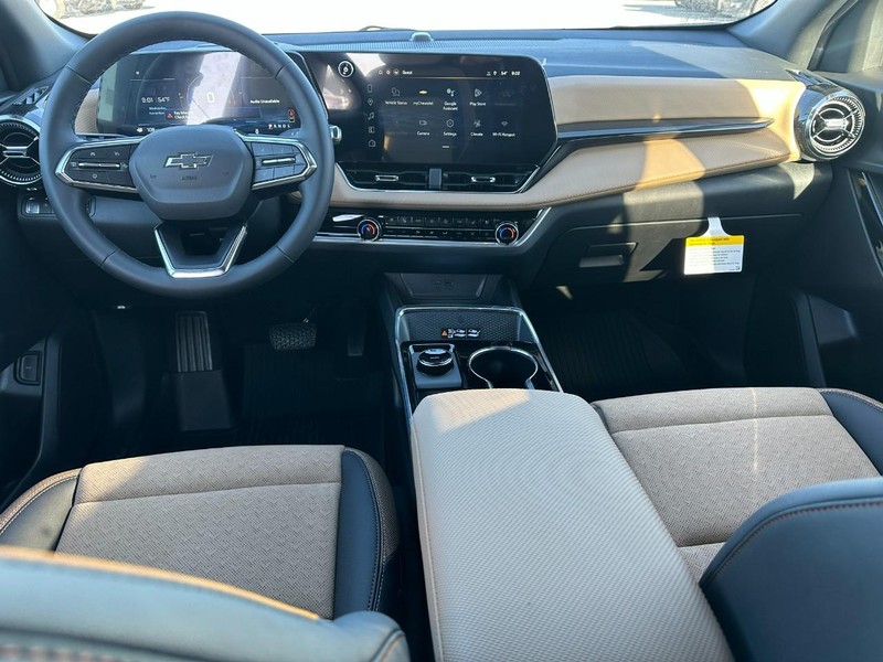 Chevrolet Equinox Vehicle Full-screen Gallery Image 5