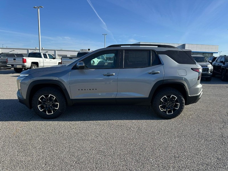 Chevrolet Equinox Vehicle Full-screen Gallery Image 2