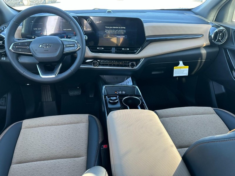 Chevrolet Equinox Vehicle Full-screen Gallery Image 5