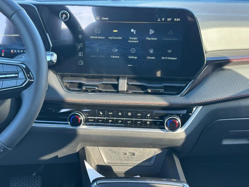 Chevrolet Equinox Vehicle Full-screen Gallery Image 8