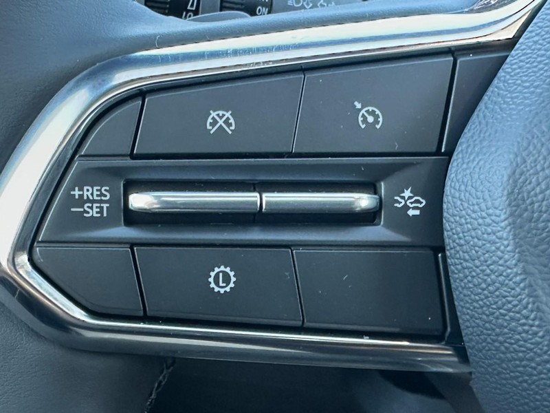 Chevrolet Equinox Vehicle Full-screen Gallery Image 12