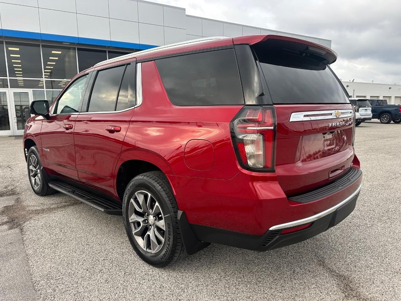 Chevrolet Tahoe Vehicle Full-screen Gallery Image 3
