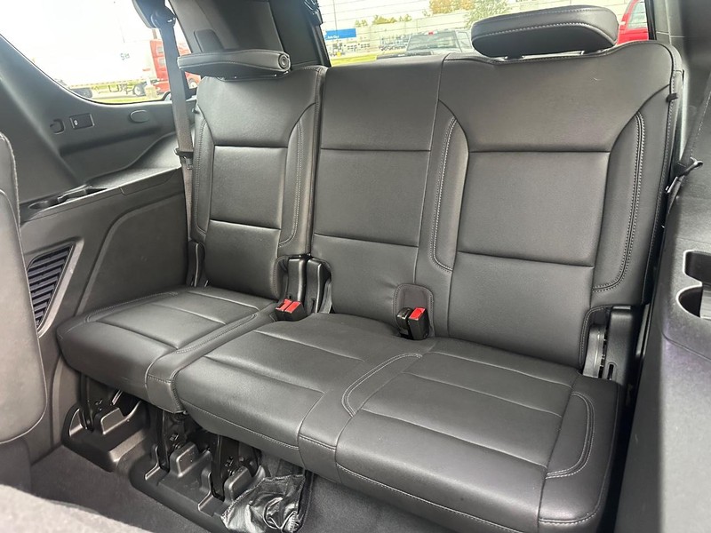 Chevrolet Tahoe Vehicle Full-screen Gallery Image 10