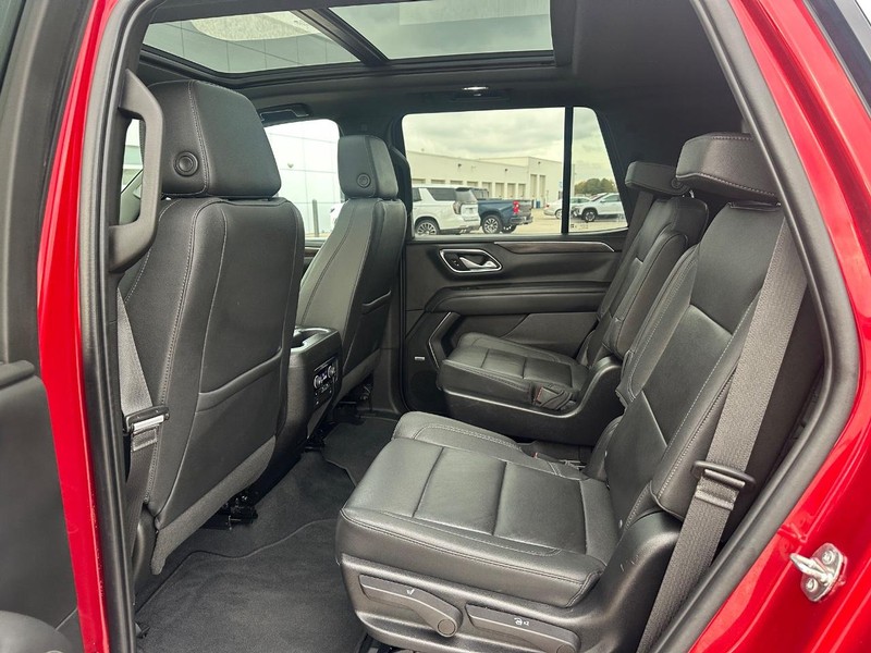 Chevrolet Tahoe Vehicle Full-screen Gallery Image 11