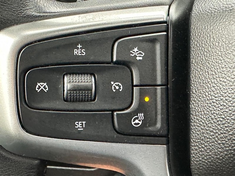 Chevrolet Tahoe Vehicle Full-screen Gallery Image 22