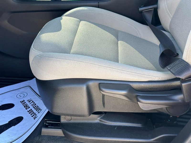 Chevrolet Traverse Vehicle Full-screen Gallery Image 19