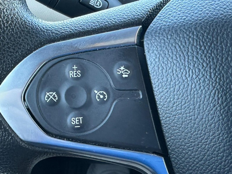 Chevrolet Traverse Vehicle Full-screen Gallery Image 20