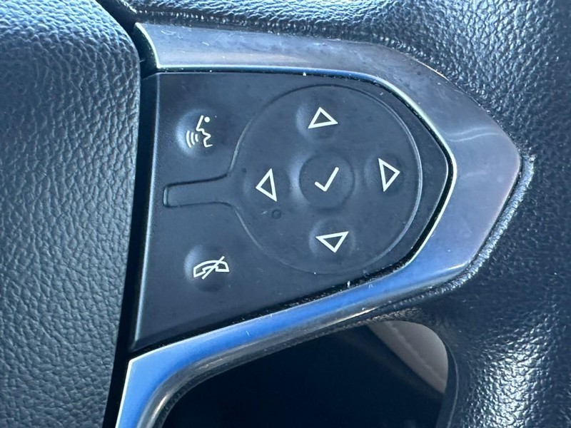 Chevrolet Traverse Vehicle Full-screen Gallery Image 21