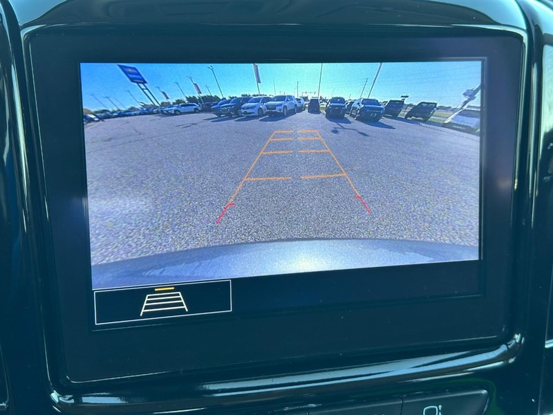 Chevrolet Traverse Vehicle Full-screen Gallery Image 24