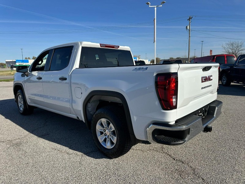 GMC Sierra 1500 Vehicle Full-screen Gallery Image 3