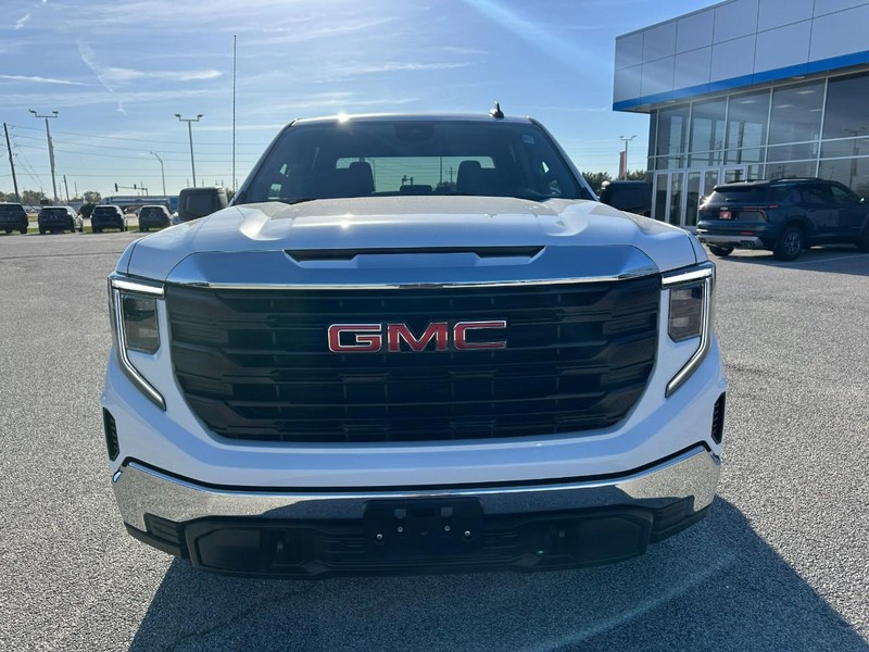 GMC Sierra 1500 Vehicle Full-screen Gallery Image 9