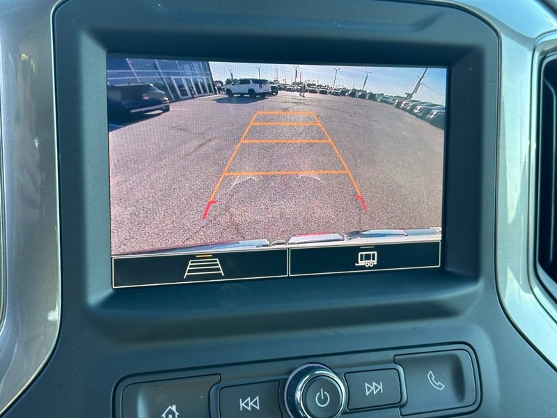 GMC Sierra 1500 Vehicle Full-screen Gallery Image 20