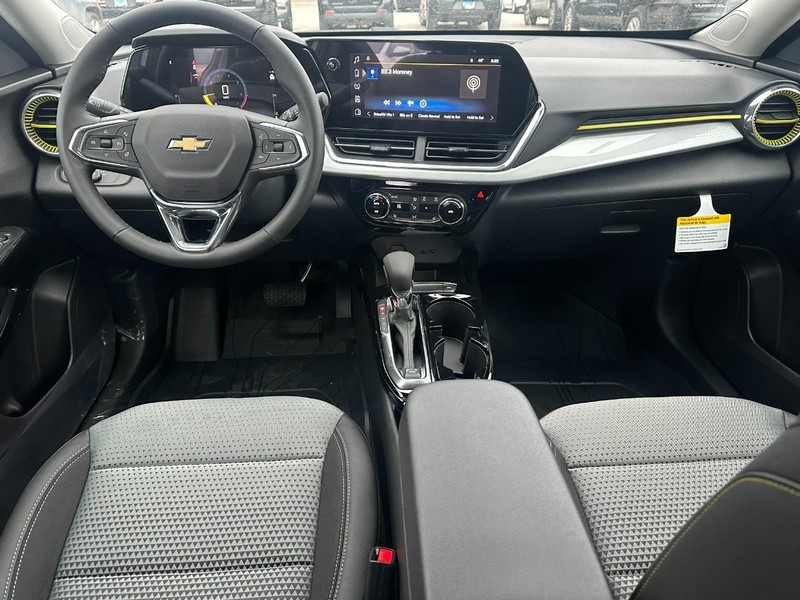 Chevrolet Trax Vehicle Full-screen Gallery Image 5
