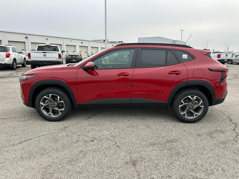 Chevrolet Trax Vehicle Full-screen Gallery Image 2