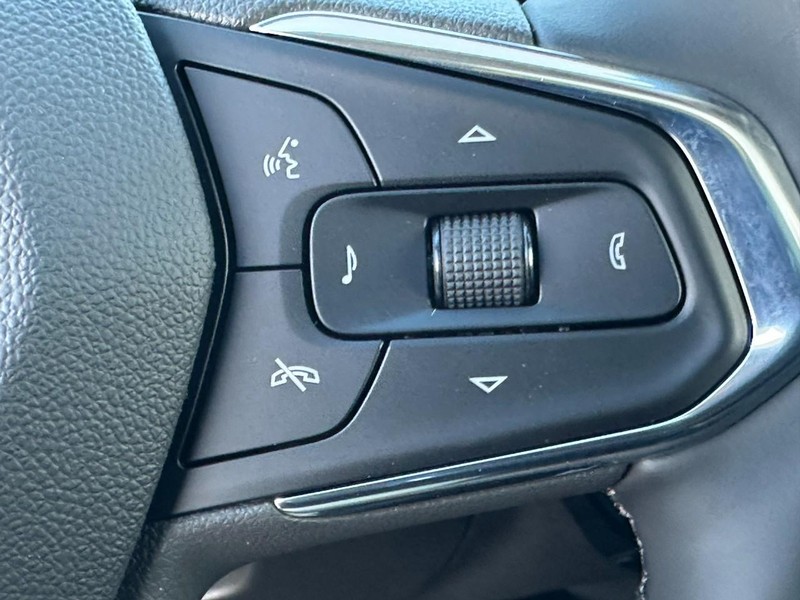 Chevrolet Trax Vehicle Full-screen Gallery Image 13