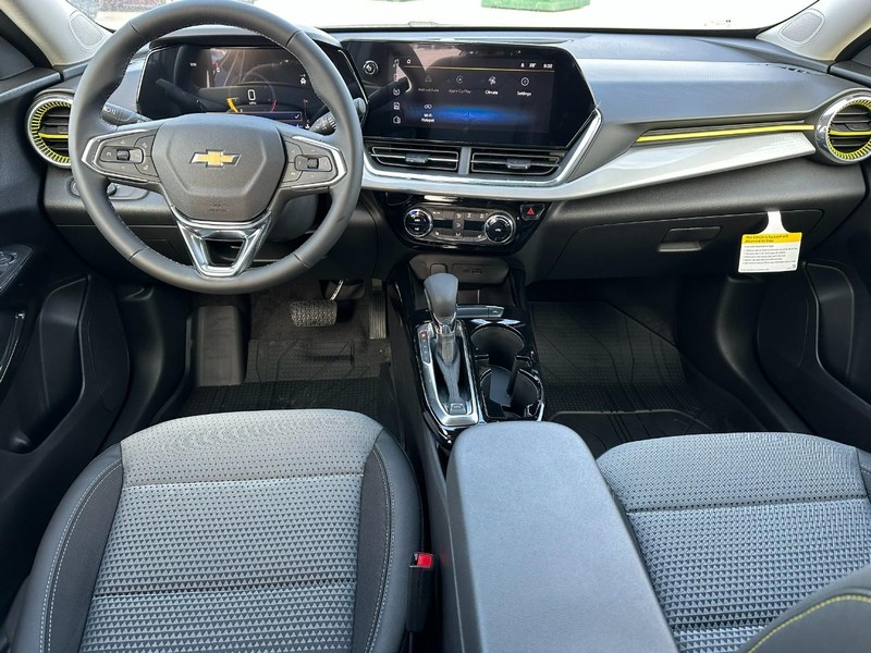 Chevrolet Trax Vehicle Full-screen Gallery Image 5