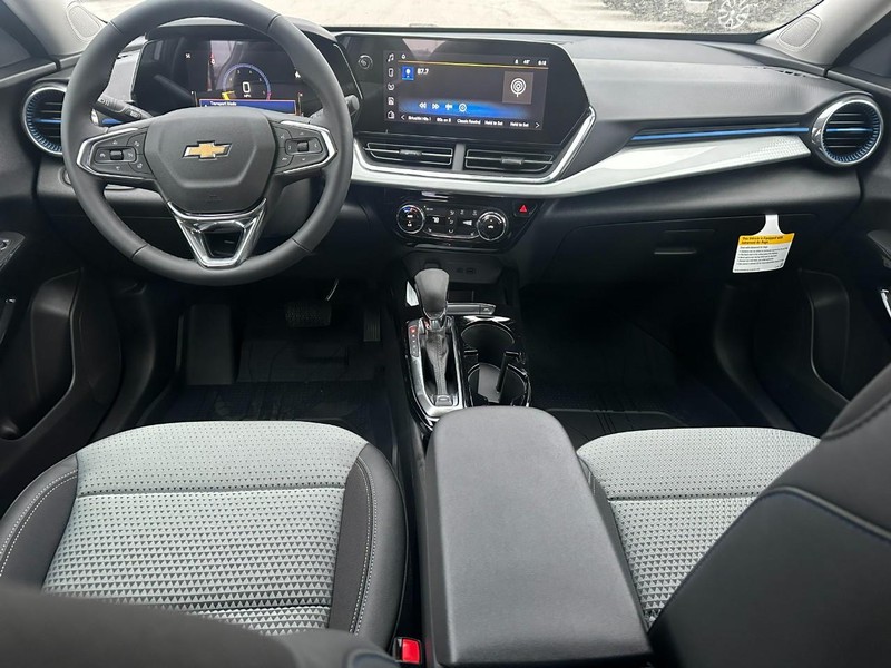 Chevrolet Trax Vehicle Full-screen Gallery Image 5