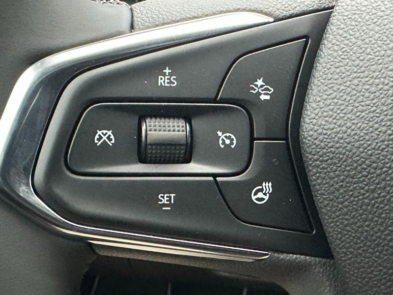 Chevrolet Trax Vehicle Full-screen Gallery Image 11