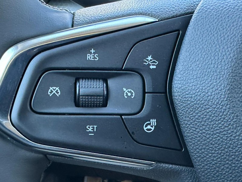 Chevrolet Trax Vehicle Full-screen Gallery Image 11