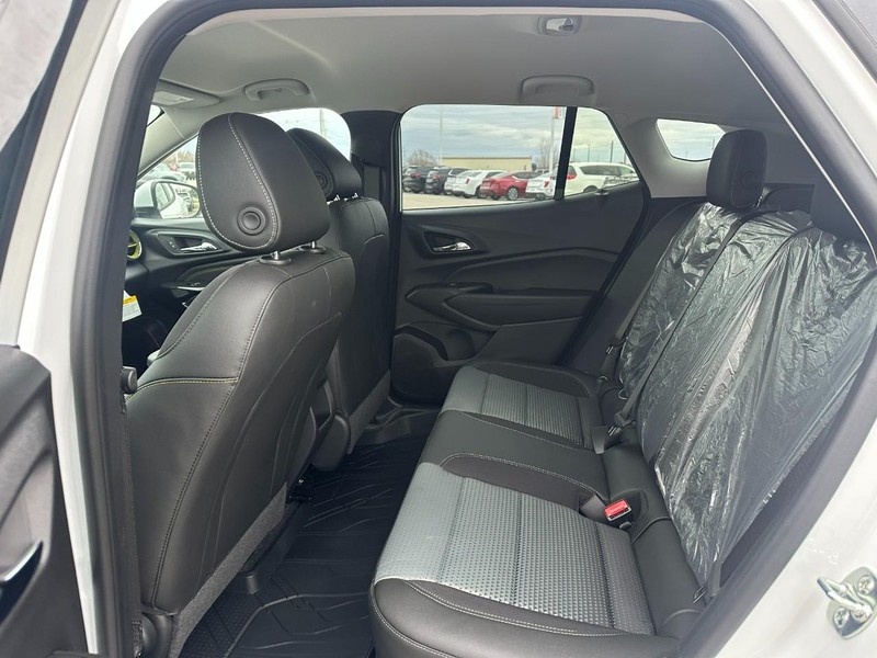 Chevrolet Trax Vehicle Full-screen Gallery Image 4