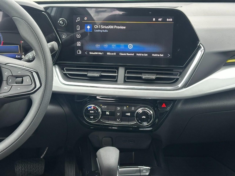 Chevrolet Trax Vehicle Full-screen Gallery Image 7