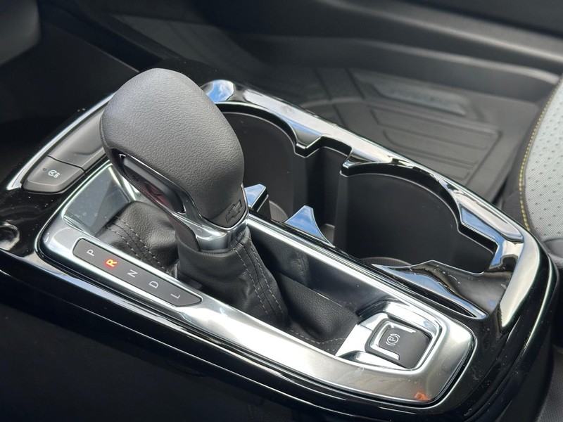 Chevrolet Trax Vehicle Full-screen Gallery Image 14