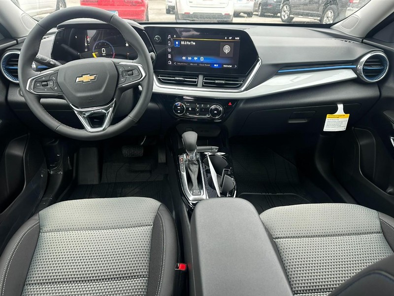 Chevrolet Trax Vehicle Full-screen Gallery Image 5