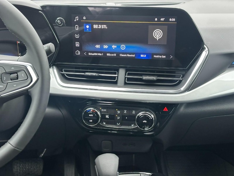 Chevrolet Trax Vehicle Full-screen Gallery Image 7