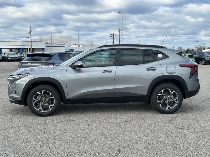 Chevrolet Trax Vehicle Full-screen Gallery Image 2