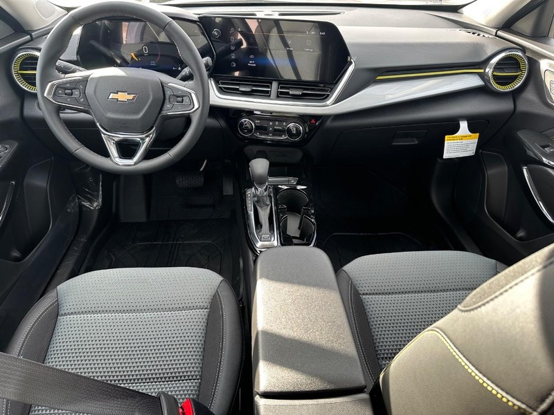 Chevrolet Trax Vehicle Full-screen Gallery Image 6