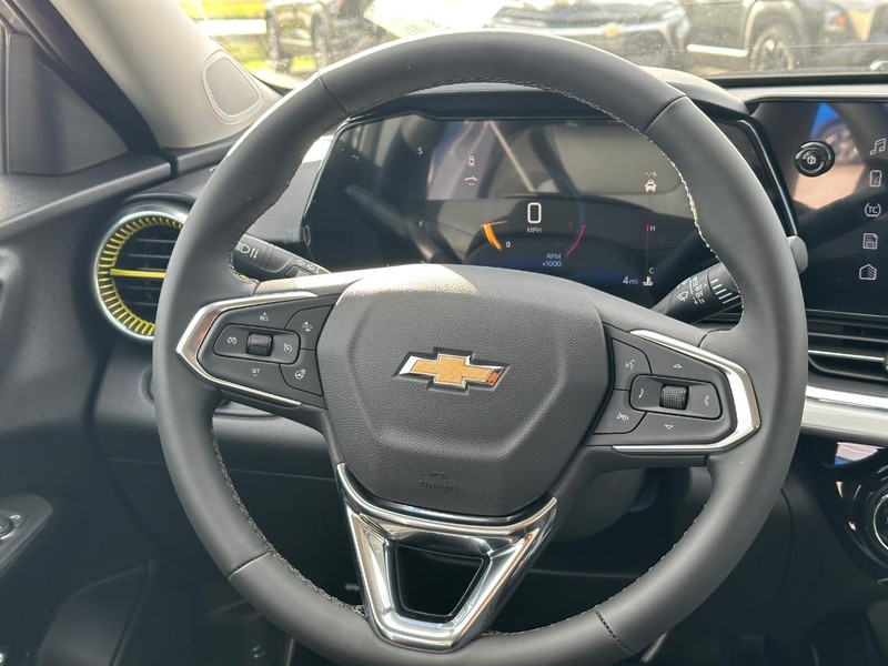 Chevrolet Trax Vehicle Full-screen Gallery Image 7