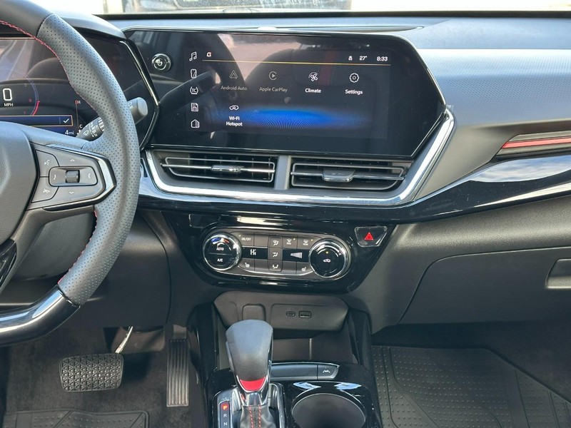 Chevrolet Trax Vehicle Full-screen Gallery Image 7