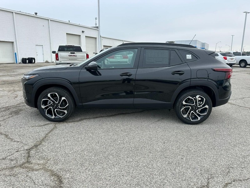 Chevrolet Trax Vehicle Full-screen Gallery Image 2