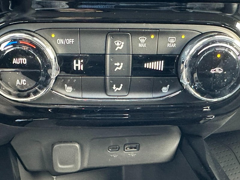 Chevrolet Trax Vehicle Full-screen Gallery Image 13